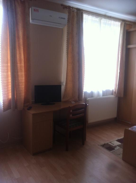 Piroshka Hotel Berehove (Transcarpathia) Exterior foto